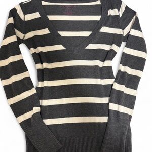 Y2K/Vintage Aeropostale striped long sleeve sweater
